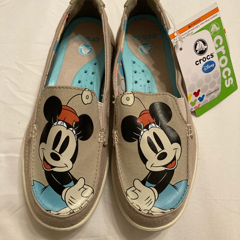 Disney Crocs- Minnie Mouse Canvas Slip-Ons Size 6– Brand New with Tag.